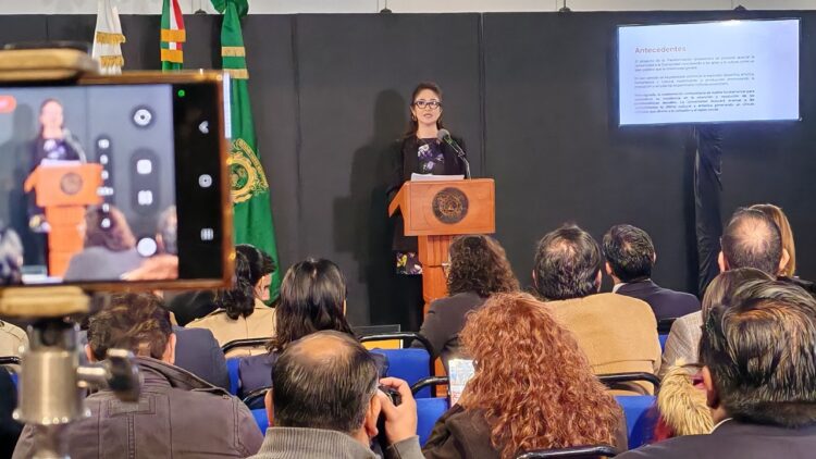 La UAEMex presentó dos proyectos que forman parte de su proceso de transformación institucional y arranca consulta.