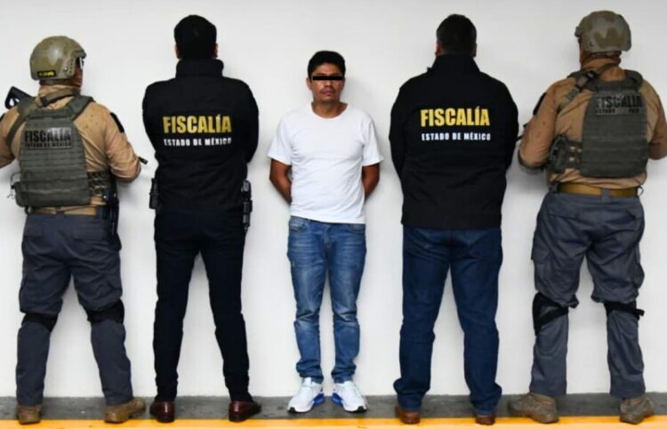 Vinculan a proceso a chofer de autobús que chocó con tren en Atlacomulco, Edomex