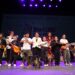 Entrega Brugada instrumentos musicales a alumnos de dos escuelas de CDMX