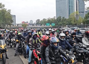 Casco, equipo, cero alcohol y respeto al reglamento, la consigna de mil 600 motociclistas