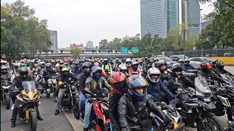 Casco, equipo, cero alcohol y respeto al reglamento, la consigna de mil 600 motociclistas