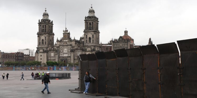 Cerco en el Zócalo de la Ciudad de México