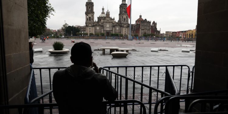 Cerco en el Zócalo de la Ciudad de México
