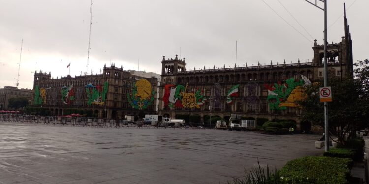 Cerco en el Zócalo de la Ciudad de México