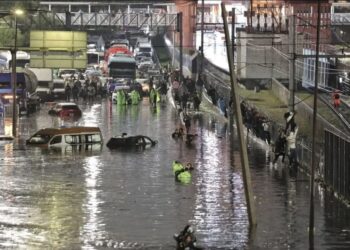 autoridades locales y federales desplegaron operativos de emergencia para mitigar los efectos de las precipitaciones y la inundaciones.