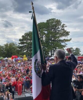 Las representaciones diplomáticas mexicanas, junto con agrupaciones comunitarias, organizaron actos conmemorativos