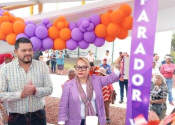 Hidalgo, 25 sep. Hidalgo estrena el primer Paradero Violeta; se instala en la México-Pachuca. AMEXI/FOTO: Paloma Pérez.