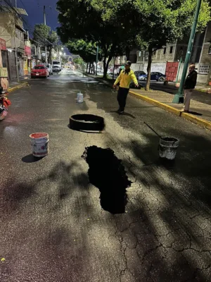 Este socavón se une a la cadena de hundimientos en Iztapalapa y en la CDMX. AMEXI/FOTO/ ESPECIAL