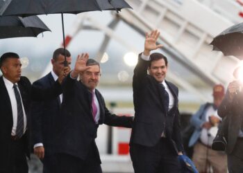 En la tarde de este martes arribó al Aeropuerto Internacional Felipe Ángeles el secretario de Estado de Estados Unidos, Marco Rubio