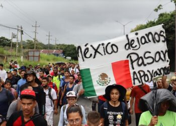 Unos 600 migrantes en Chiapas, en su mayoría cubanos, alistan caravana hacia la CDMX