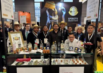Productores de mezcal del Estado de México participan con 16 etiquetas en la edición 27 del México Selection by Concours Mondial de Bruxelles (CMB).