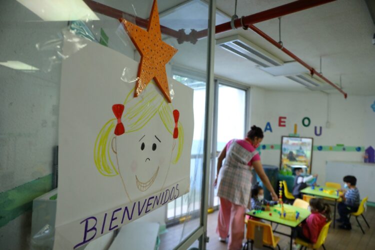 Inflación repunta en agosto a 3.57%: alimentos y colegiaturas presionan el bolsillo