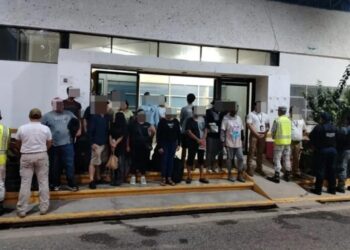 Semar rescata a 16 migrantes secuestrados en sur de Chiapas. e hizo a través de siete cateos simultáneos en inmuebles.