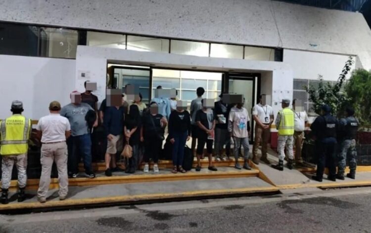 Semar rescata a 16 migrantes secuestrados en sur de Chiapas. e hizo a través de siete cateos simultáneos en inmuebles.