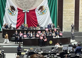Legisladores reclaman al titular de la SHCP el endeudamiento del país