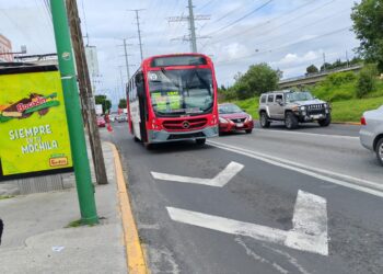 Transportistas del servicio concesionado del Valle de Toluca suspendieron de manera indefinida el paro y los bloqueos anunciados para este lunes