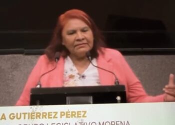 La diputada local por Morena en Veracruz, Victoria Gutiérrez Pérez asegura que Veracruz cuenta con una nave espacial para ir a Marte.