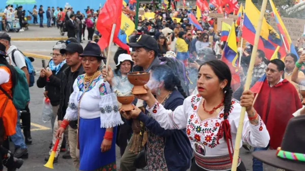 Las nacionalidades indígenas de Ecuador y los trabajadores exigen que Daniel Noboa retroceda en la imposición de las recomendaciones del FMI