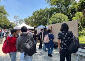 UNAM y estudiantes del CCH Sur firman acuerdos tras revisión de pliego petitorio