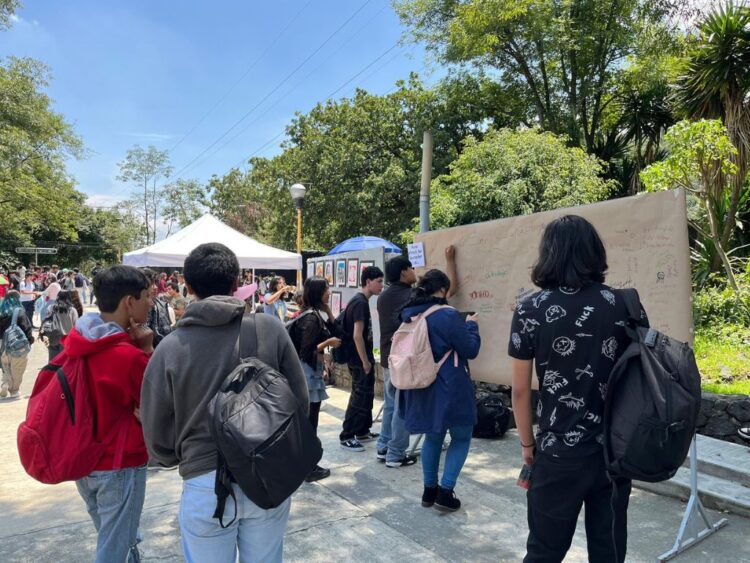 UNAM y estudiantes del CCH Sur firman acuerdos tras revisión de pliego petitorio