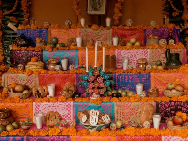 Conoce el significado de los elementos de las ofrendas del Día de Muertos | AMEXI/FOTO: Pexels
