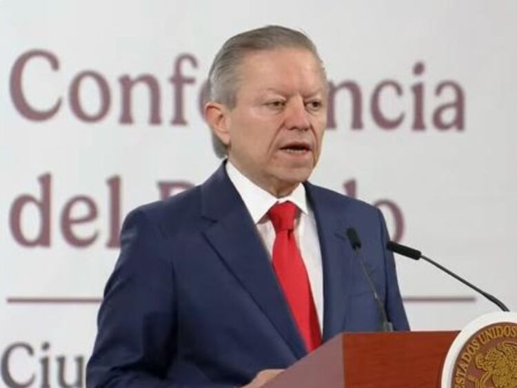 Zaldívar pide a diputados realizar adecuaciones a la Ley de Amparo