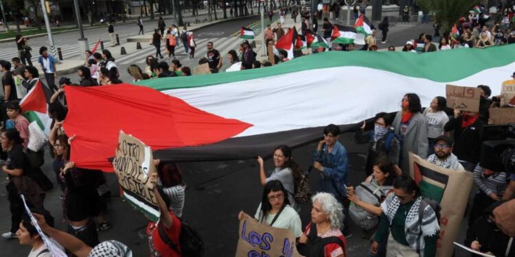 Marcha pro-Palestina en la CDMX, exigen un alto al fuego en Gaza