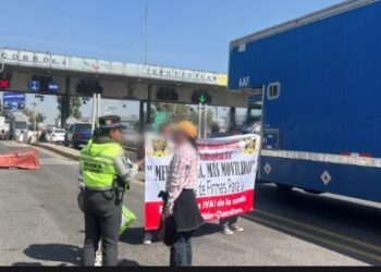 Bloqueos campesinos y de piperos en la carretera México-Querétaro paralizaron entrada y salida de CDMX.