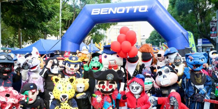 Ciudad de México. 26 de octubre, 2025. Primera Carrera de Botargas del Terror de la Secretaría de Seguridad Ciudadana. AMEXI / FOTO: @PBI_SSC