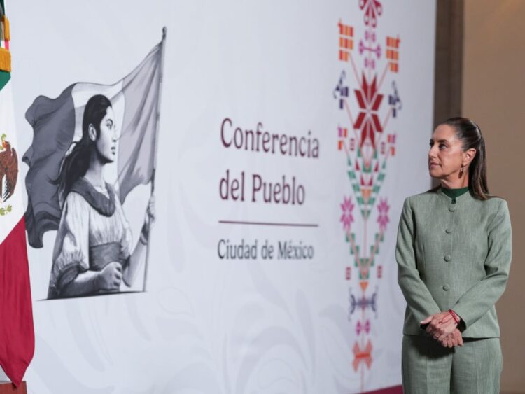 Sheinbaum cuestiona ataques de EU en el Pacífico; Marina rescata a sobreviviente