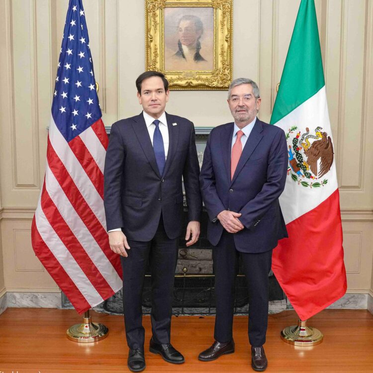 Viaja De la Fuente a Washington; se reunirá con Marco Rubio