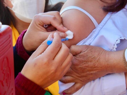 Edomex intensifica vacunación ante repunte de sarampión, rubéola y parotiditis. AMEXI Foto Cortesía ISEM