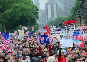 Nueva York, EEUU. 24 de octubre, 2025. El voto latino. AMEXI / FOTO: @Stop_Project25