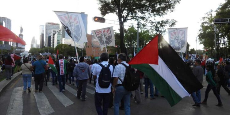 Marcha pro-Palestina en la CDMX, exigen un alto al fuego en Gaza