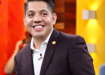 Emmanuel Reyes Carmona, senador de Morena, admitió que es simpatizante de la Luz del Mundo, pero esa congregación y no ocupa ningún cargo ni mezcla su fe con su labor política. AMEXI/ Foto: Facebook de Emmanuel Reyes Carmona.