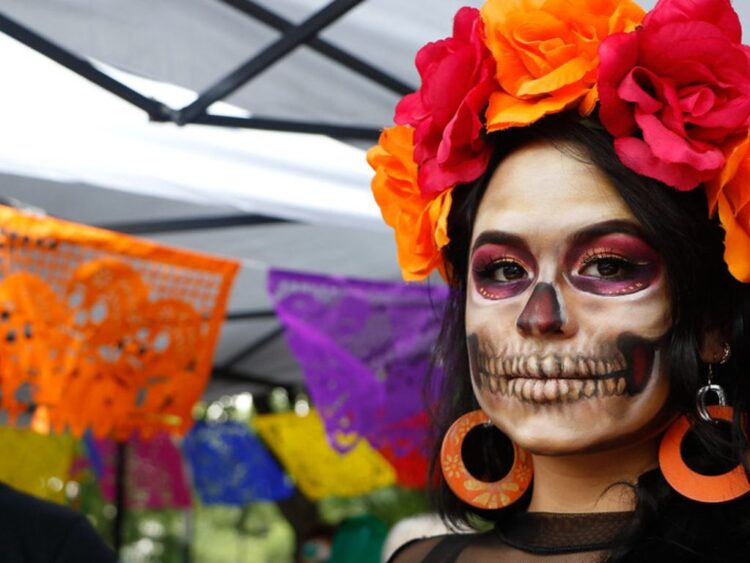 Mega Procesión de las Catrinas