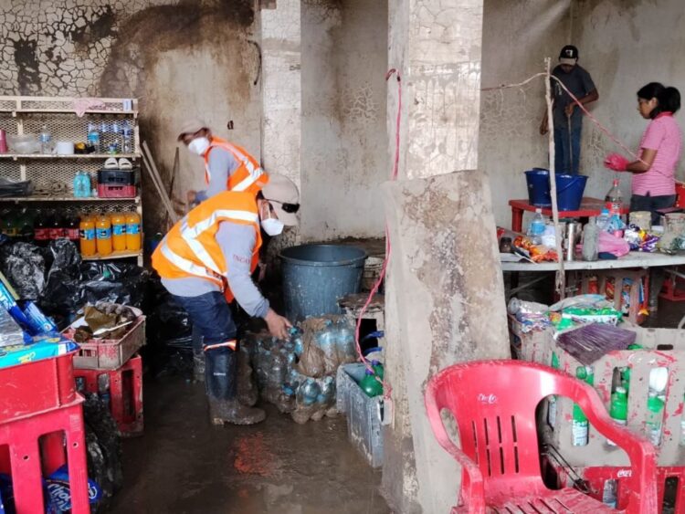 La Brigada yucateca auxilia a comunidades afectadas por lluvias en Veracruz. AMEXI
