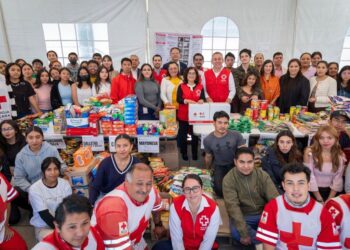 UAEMéx seis toneladas de víveres