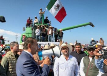 Agricultores de Jalisco bloquean carreteras en demanda de precios justos del maíz