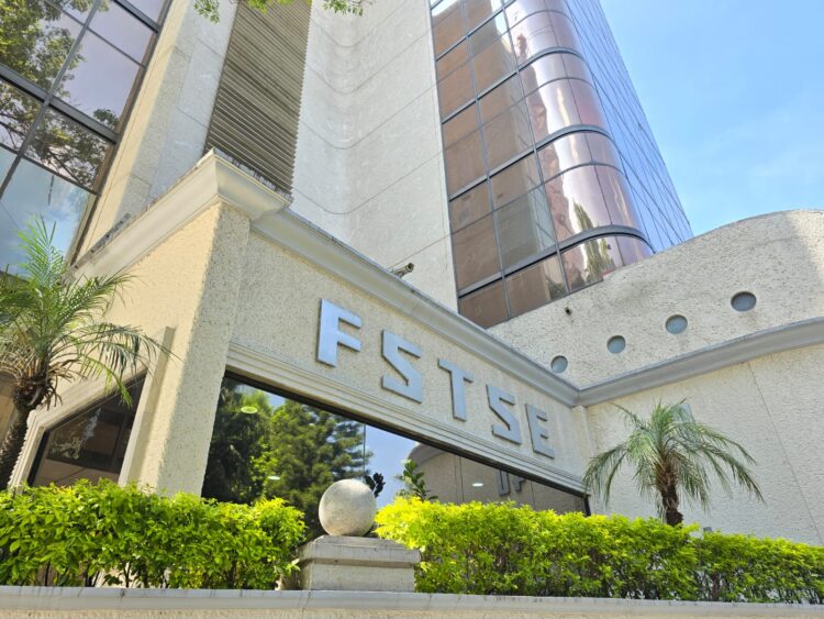 Burócratas recibirán 14 mil 900 pesos en vales de despensa por estímulo de fin de año: FSTSE