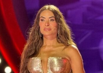 Galilea Montijo deslumbra en la final de “La casa de los famosos México 3” con un vestido dorado de Iann Dey | AMEXI/FOTO: IG @lacasadelosfamososmx