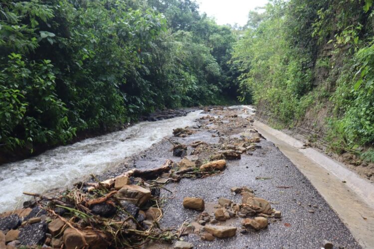 Inundaciones y localidades incomunicadas deja Priscilla en Hidalgo AMEXI / Foto Paloma Pérez