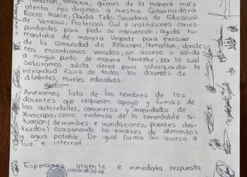 Veracruz: atrapados más de 100 maestros en Ilamatlán. AMEXTLI. / Foto: Ignacio Álvarez