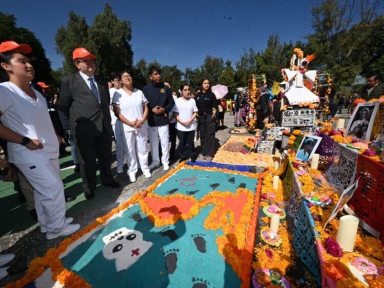Inauguran Megaofrenda 2025 de la UNAM. AMEXI Foto Cortesía UNAM
