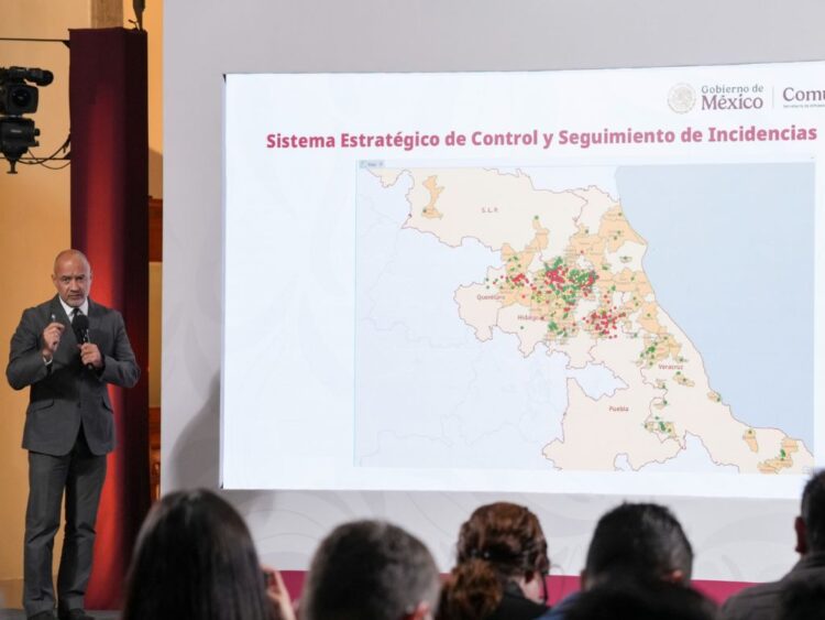 Reconectadas, 31 comunidades tras deslaves e inundaciones: SICT