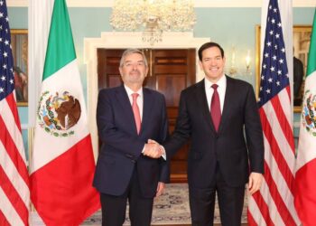 Juan Ramón de la Fuente sostuvo una reunión con el secretario de Estado de Estados Unidos, Marco Rubio, Washington. En materia de