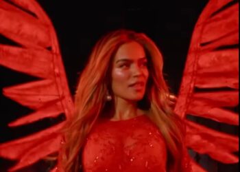 Karol G brilla en el Victoria’s Secret Fashion Show 2025 | AMEXI/FOTO: IG @karolg