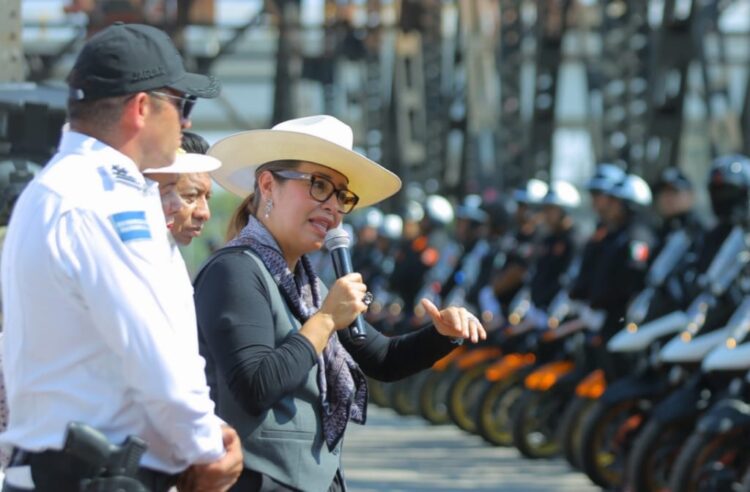 La corrupción vial y las mordidas son un problema social en Ecatepec. 17 de octubre, 2025. AMEXI / Foto: Luis Ayala