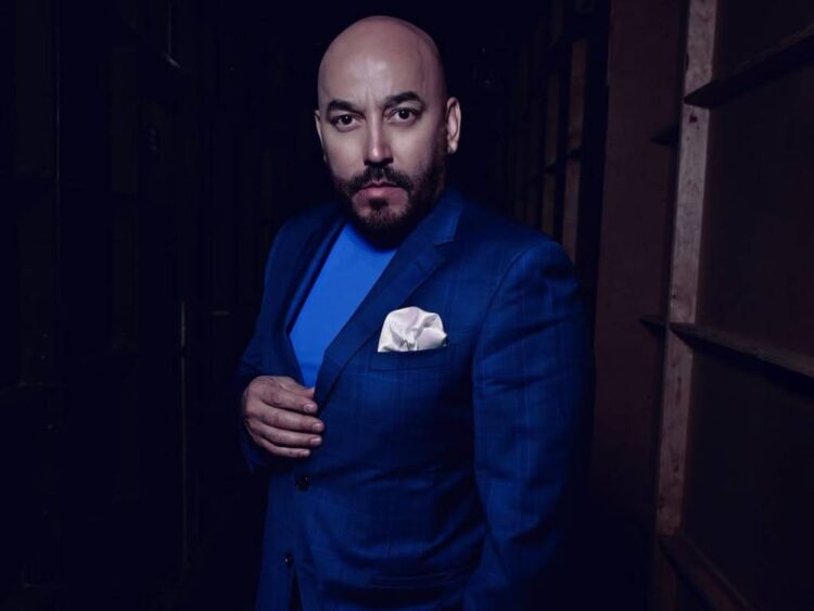 ¿Qué fotos eliminó Lupillo Rivera de su libro autobiográfico?