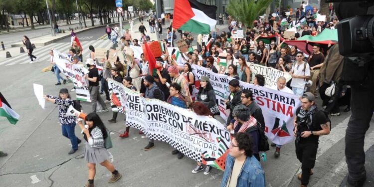 Marcha pro-Palestina en la CDMX, exigen un alto al fuego en Gaza